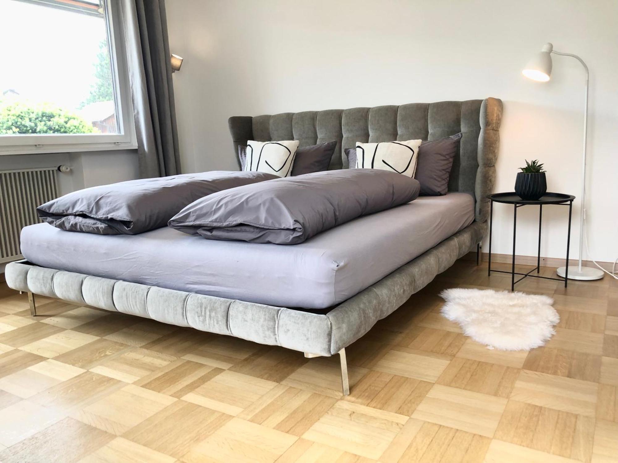 Crown Living Design Apartment - 2 Schlafzimmer - Kueche - Gratis Parkplatz - Abstellraum Fuer Fahrraeder/Ski Mader Εξωτερικό φωτογραφία